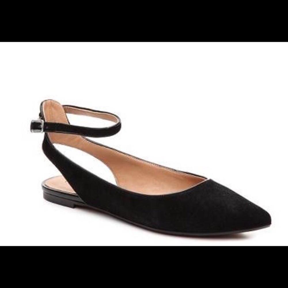 Audrey Brooke Naomi Flat